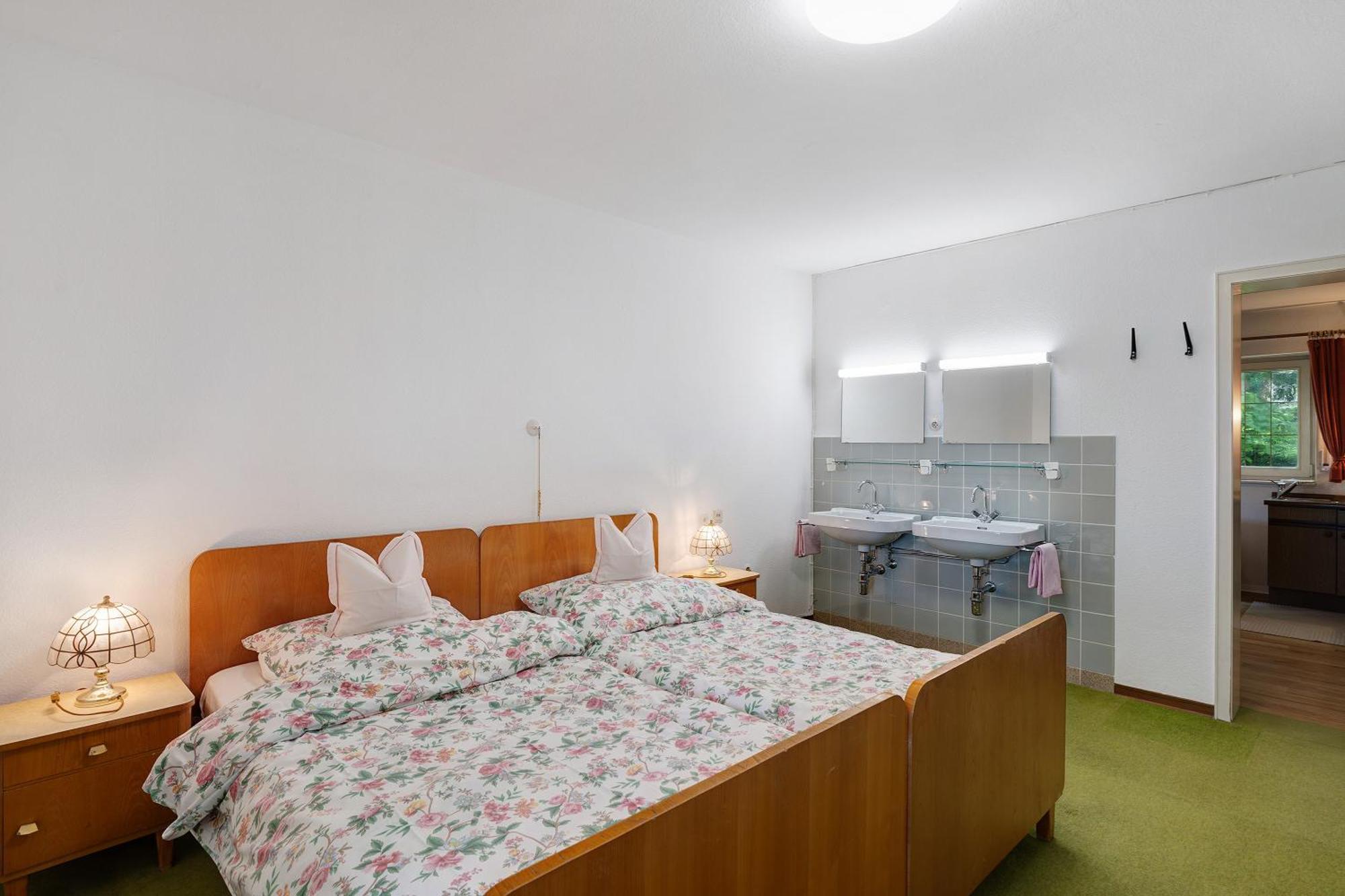 Gaestehaus Hirzel Bad Wildbad Exteriör bild