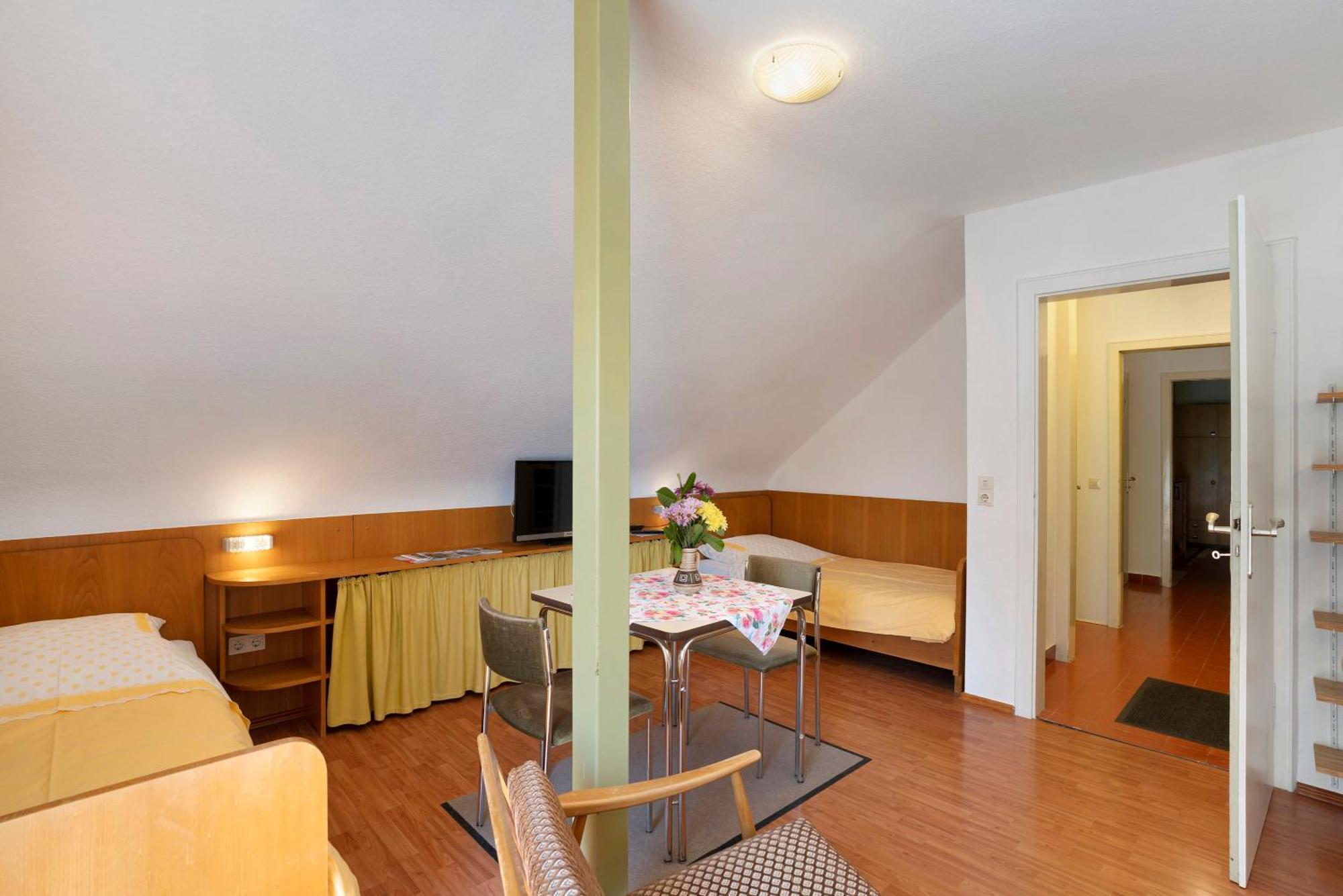 Gaestehaus Hirzel Bad Wildbad Exteriör bild